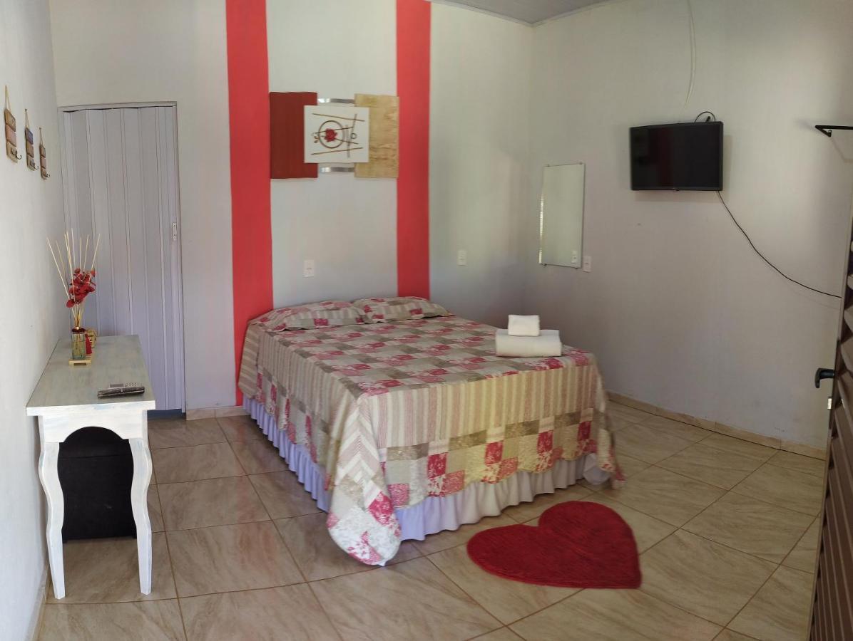 Chales E Camping Bela Vista Pirenopolis Exterior photo